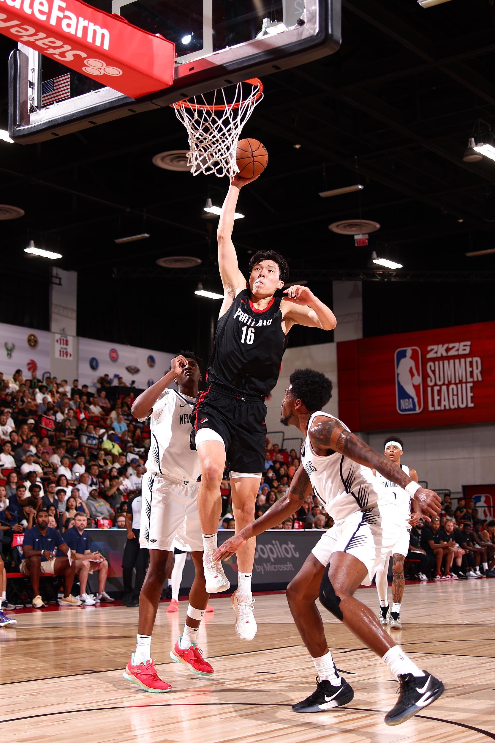 Leyu Sports-徐静雨：目前看杨瀚森绝对有资格打常规赛先发，他就是新赛季开拓者中锋答案